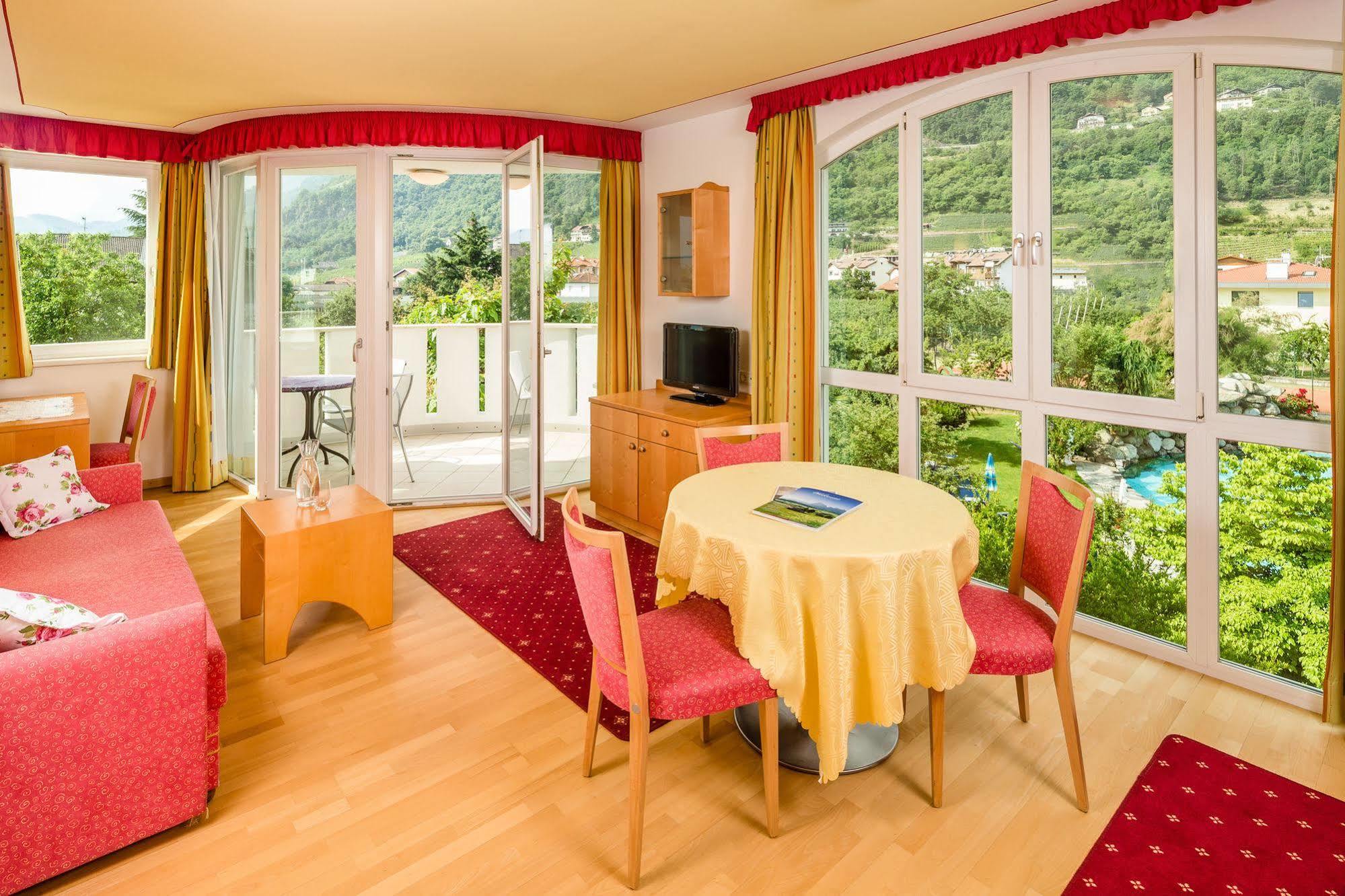 Hotel Gschwangut Lana Ngoại thất bức ảnh